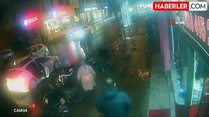 Tekirdağ'da Park Halindeki Motosikletlere Çarpıp Kaçtı
