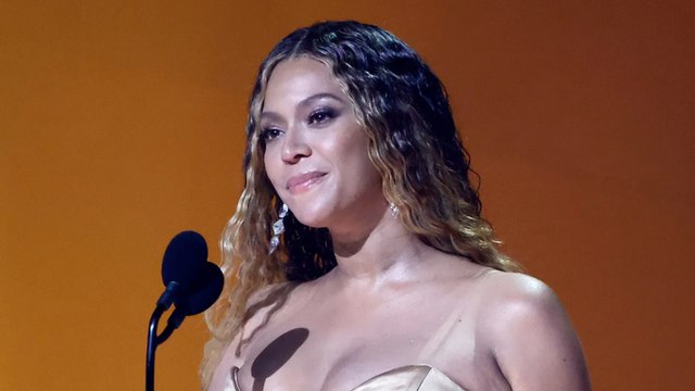 Beyoncé Donates $2.5M to Los Angeles Wildfire Relief Efforts | THR News Video