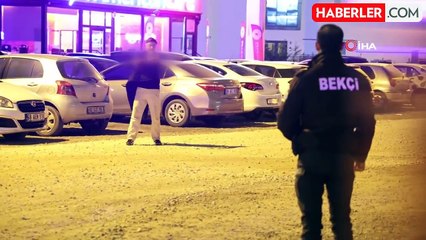 Bunalım Geçiren Şahıs Sokak Ortasında Kendini Yaraladı