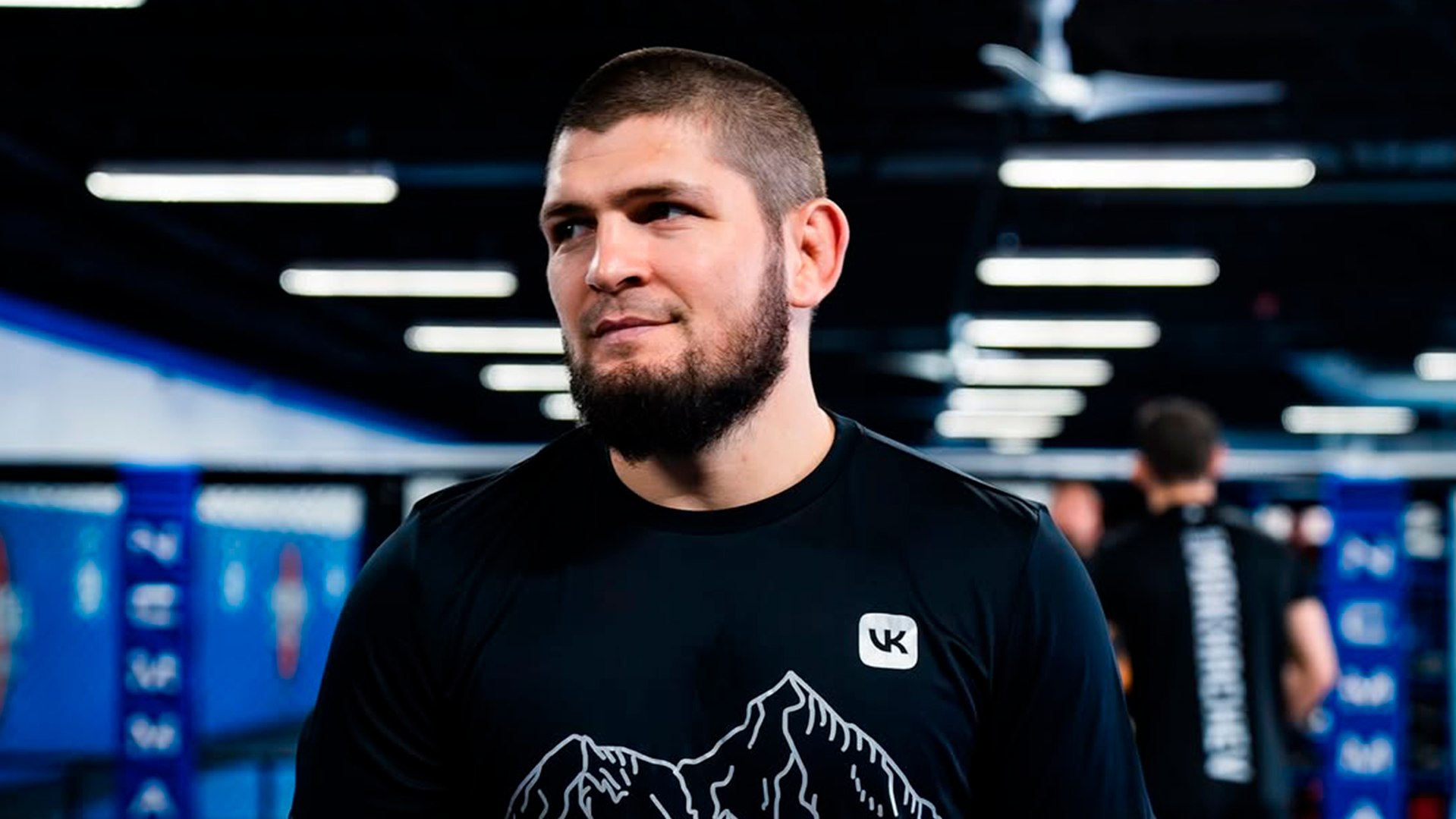 UFC: Khabib Nurmagomedov es expulsado de un vuelo tras polmica con una pasajera