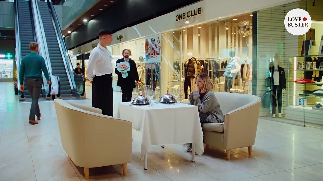 A Homeless Girl’s Love Made Me Rich ｜