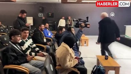Sözleriyle gündem olan Mourinho'nun şimdi de oturuş şekline tepki yağıyor