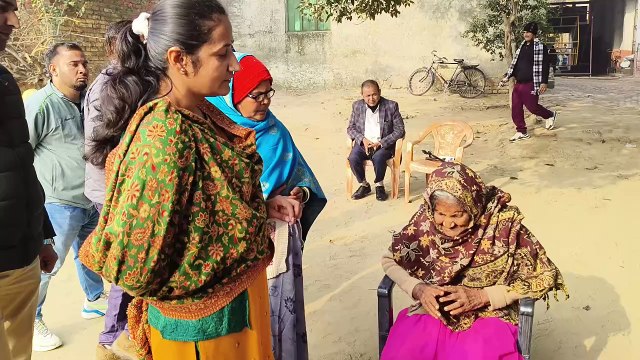 1978 के दंगे में अपनों की हत्या के बाद पलायन कर गया था हिन्दू परिवार, दूसरे समुदाय के लोगों ने ज़मीन पर कर लिया था कब्ज़ा, अब 47 साल बाद प्रशासन ने दिलाया कब्जा