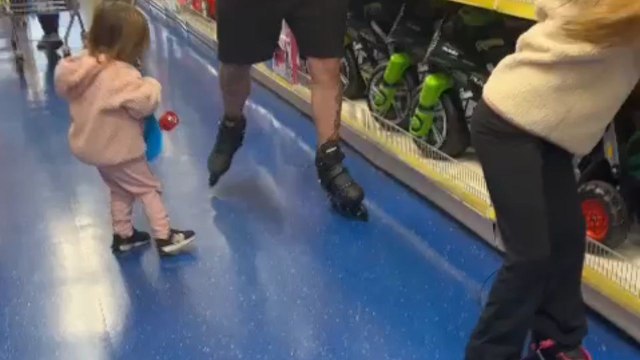 Man falls while searching for the perfect skates for Christmas gifts