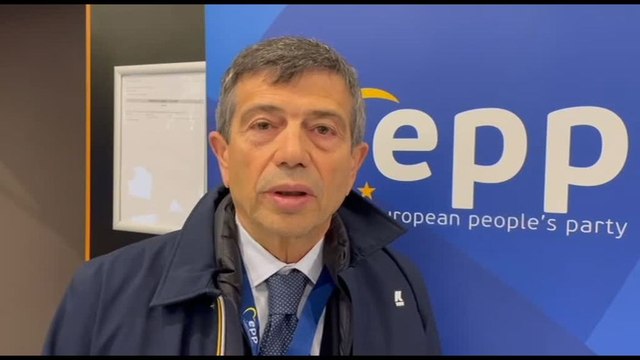 Lupi (Nm): da oggi nel Ppe, rafforziamo centro del centrodestra