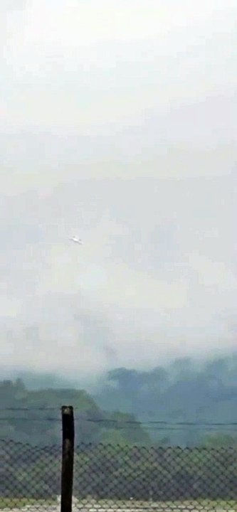 Queda de avião em Ubatuba: novo vídeo revela aeronave desgovernada após pouso