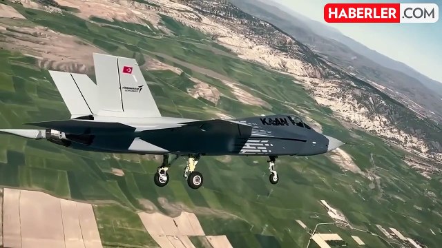 Milli muharip savaş uçağı KAAN'ın ikinci prototipi ilk kez görüntülendi