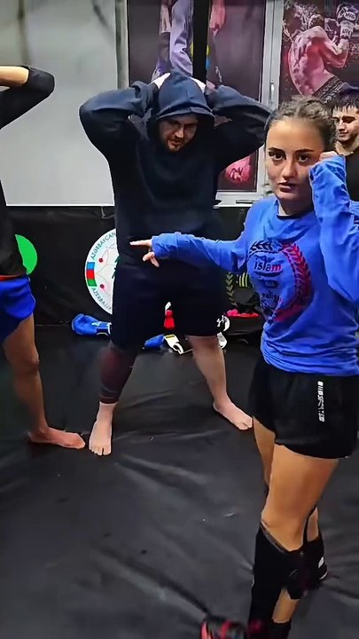 Boxing Girl Professional Boxing Mixed Martial Arts