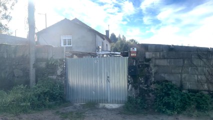 Buscan a 3 encapuchados que asaltaron con 'extrema violencia' a una pareja en su casa