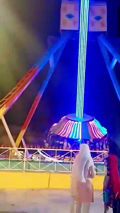 Khatarnak jhula horrible swing ride _jhula _park _wahcantt _shorts _viral _shortvideo _viralshorts(720P_HD)