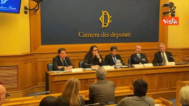 Conte: A conferenza Meloni le hanno chiesto dove mette i piedi, ma nessuno ha domandato di Gaza