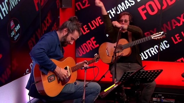 Thomas Dutronc et Waxx interprètent Les Petits Bonheurs en live dans Foudre