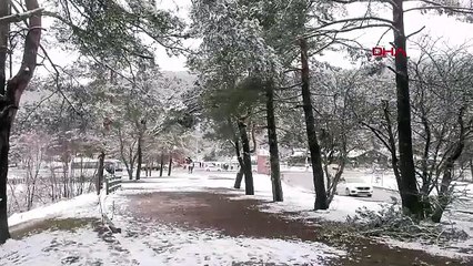 Abant Gölü beyaza büründü