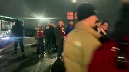 Nottingham Vs Liverpool - eager fans head to the City Ground ahead of the clash