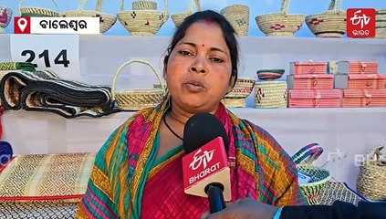 ସବାଇଘାସରେ ସ୍ବାବଲମ୍ବୀର କାହାଣୀ ଲେଖିଛନ୍ତି ସୁଶାନ୍ତି, 150 ମହିଳାଙ୍କୁ ଦେଲେଣି ତାଲିମ