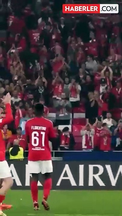 Kerem Aktürkoğlu Galatasaraylı taraftarla tartıştı: Benden ne istediğinizi anlamıyorum