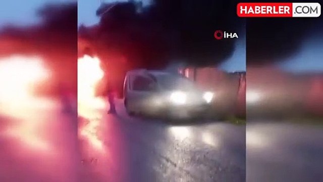 Yalova'da facianın eşiğinden dönüldü: Çocukları almadan kısa bir süre önce tutuşan öğrenci servisi alevlere teslim oldu