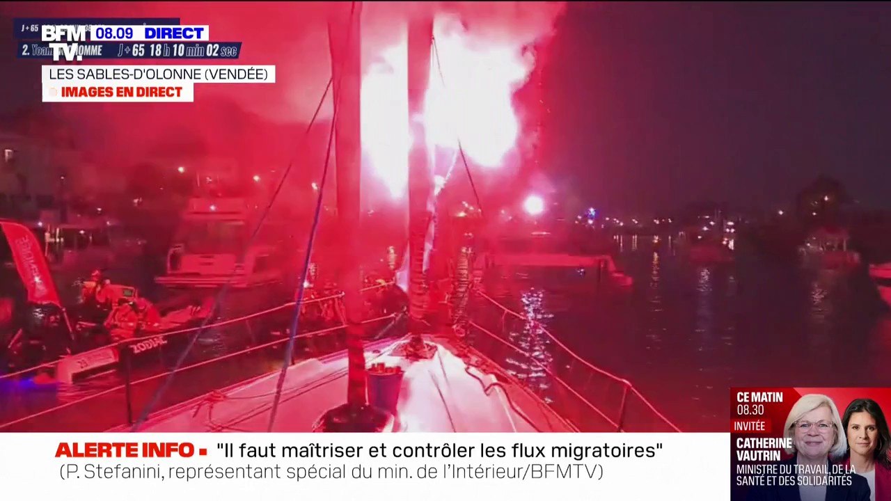 Vendée Globe 2024: Yoann Richomme franchit la l...
