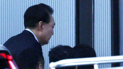 Tres mil agentes de policía logran  detener al presidente de Corea del Sur atrincherado