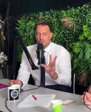 Les délires du LFI Sébastien Delogu qui est contre les frontières en France pour que chacun puisse se déplacer comme un oiseau dans le ciel