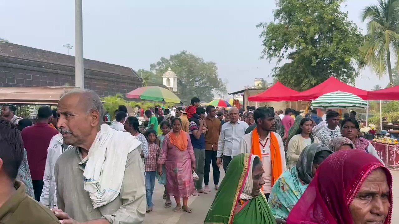 ଜିଦ ରେ ଅଟଳ ସେବାୟତ,ପୁଣି ଆଜି ଉପାସରେ ରହିଲେ ଲିଙ୍ଗରାଜ, ନିରାଶ ଭକ୍ତ,ନୀତି ବିଭ୍ରାଟ ପରେ ମନ୍ଦିରରେ ଲିଙ୍ଗରାଜ ନଥିବା କହିଲେ ସଂସ୍କୁତି ଗବେଷକ