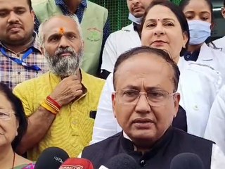 ઉત્તરાયણમાં સુરતમાં 900થી વધુ પક્ષીઓ ઘવાયા,પ્રથમ વખત ઘાયલ પક્ષીની પાંખનું સફળ ટ્રાન્સપ્લાન્ટ, 100 પક્ષીઓના મોત