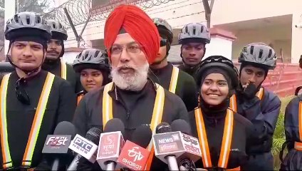 भारत के वीर एक शौर्य गाथा पर आधारित साइकिल रैली जो हुसैनी से शुरू हुई आज अंबाला पहुंची