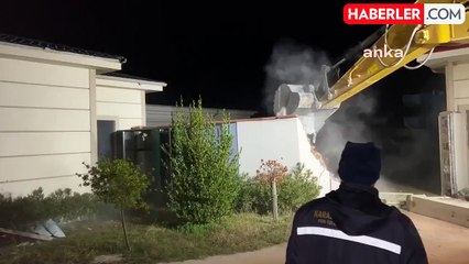 Menzil Cemaati'ne Ait Kaçak Tatil Köyü Yıkıldı