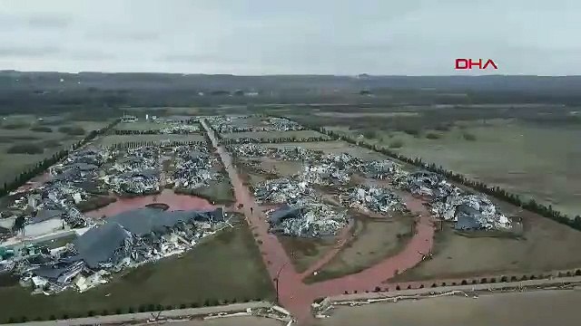 Menzil Cemaati’nin sahilde inşa ettiği kaçak tatil köyü sabaha karşı yıkıldı