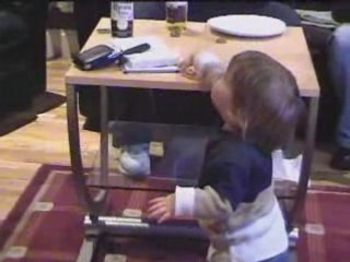 Corona, meme un enfant ne peut y resister!