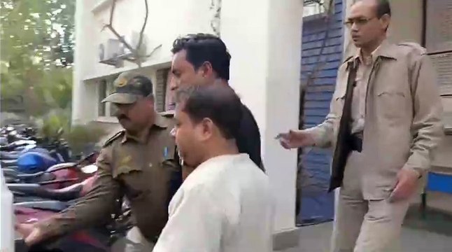 জাল পাসপোর্ট-কাণ্ডে বারাসত থেকে গ্রেফতার আরও এক।পুলিশের হাতে চঞ্চল‍্যকর তথ্য।