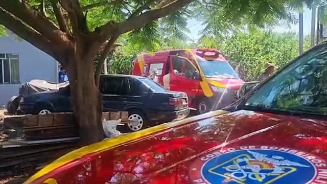 Mulher tem lesões graves após ser ferida com golpes de facão