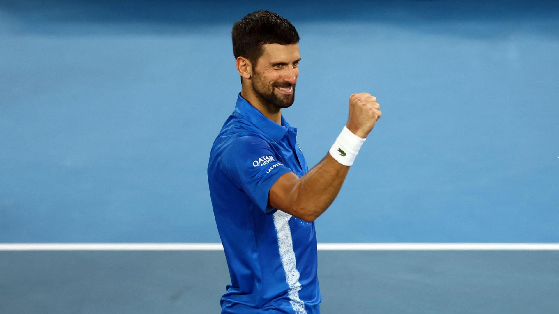 Djokovic blows kiss to Murray after Faria win
