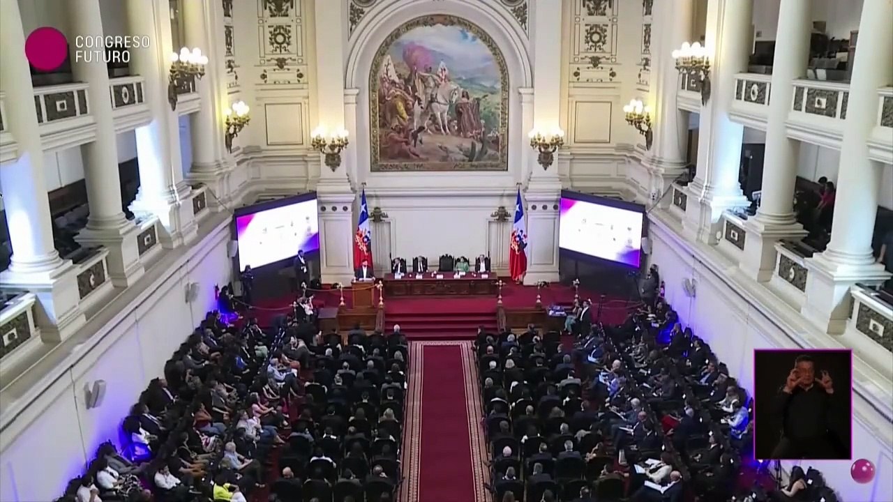 Congreso Futuro revive en Chile a Violeta Parra en inquietante apertura de la edición 2025