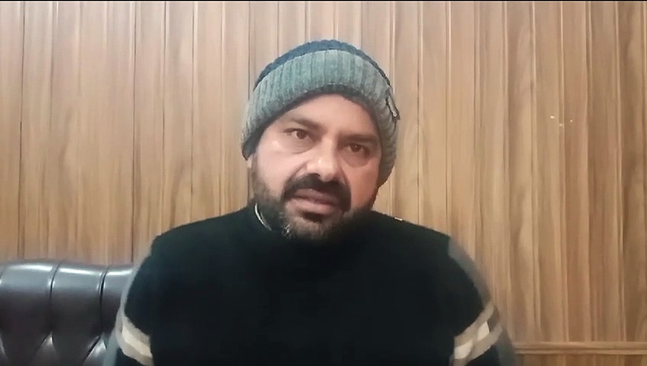 Theft of precious rare chickens worth lakhs of rupees ordered by Pakistanis from Thailand | hdn