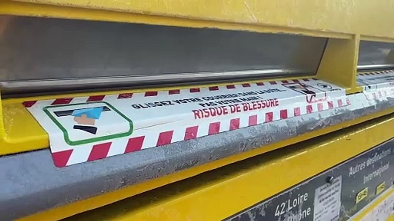 Violences intrafamiliales : porter plainte par la Poste