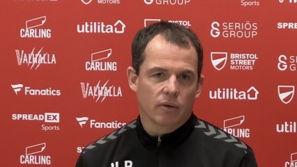 Star signing Enzo Le Fé is “ready” says Sunderland boss Le Bris