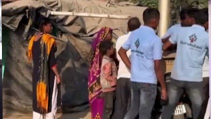 सक्सेस स्टोरी: पांच बच्चों को पेड़ के नीचे पढ़ाना किया था शुरू मां से मिले थे 250 रुपए, अब खोला खुदका खुशियों वाला स्कूल गुरुकुलम 300 बच्चे ले रहे फ्री शिक्षा