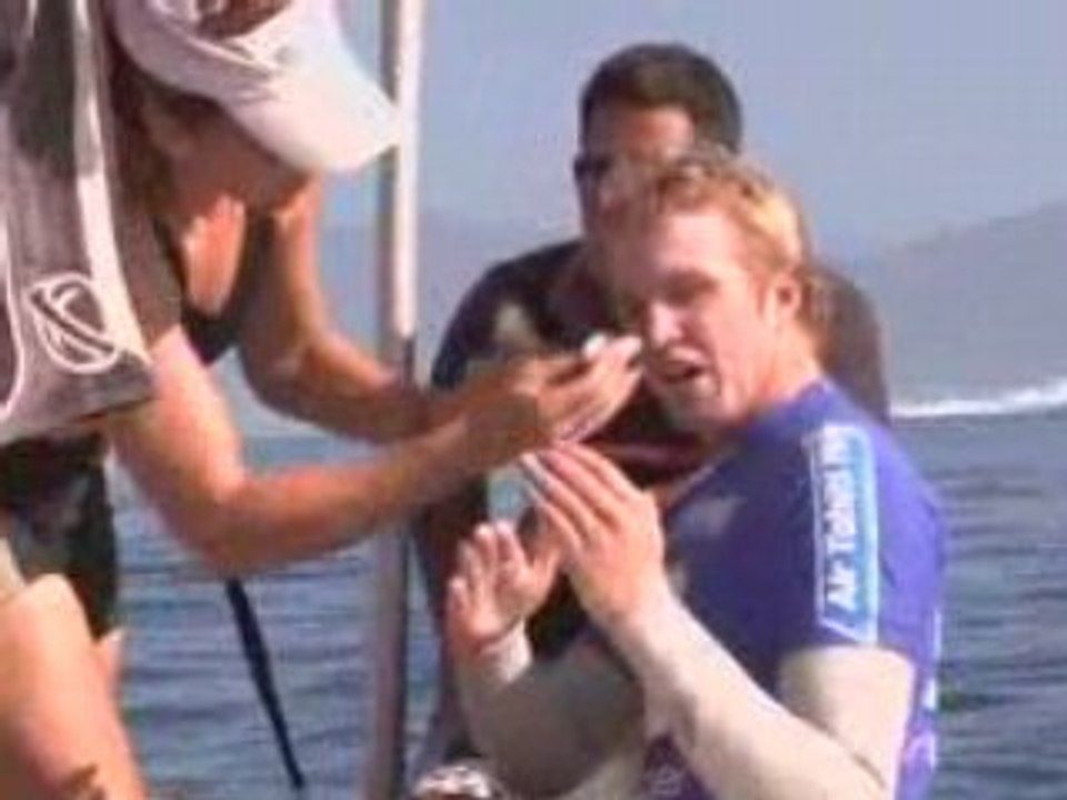 Billabong Pro Tahiti 2008 - Air Tahiti Nui/Von Zipper trials