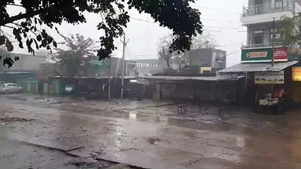 मावठ से किसानों के चेहरे खिले, शीतलहर से बड़ी ठिठुरन, लोगों का जनजीवन बेहाल, देर रात से हो रही बारिश