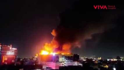 Detik-detik Glodok Plaza di Jakarta Barat Kebakaran