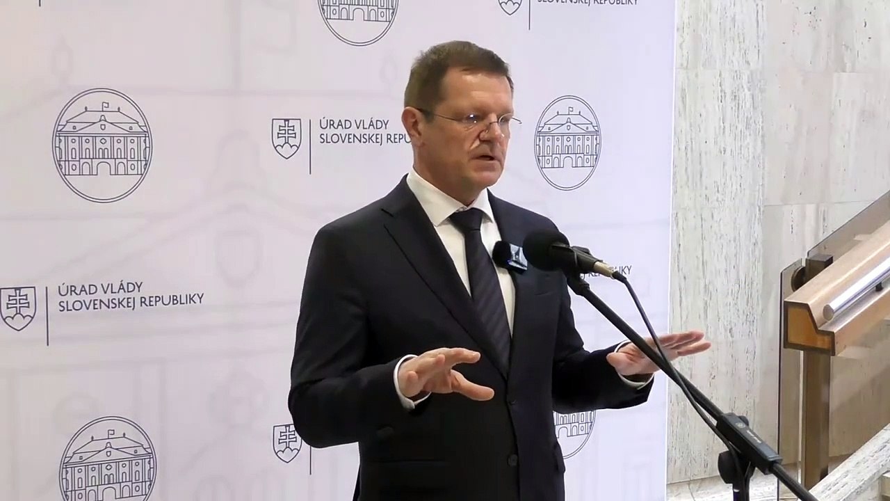 ZÁZNAM: P. Kmec: Desať miliónov eur zostane v rámci revízie naďalej v kapitole MŽP