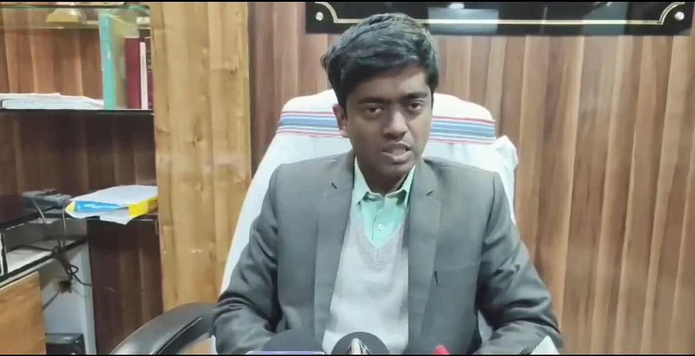 गढ़वा में चल रहा है लकड़ी का अवैध तस्करी, लकड़ी तस्कर कर रहें हैं जंगलों की कटाई,