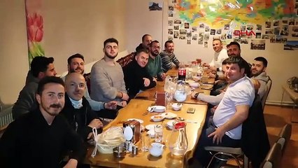 Dünyanın en acı biberi'ni yeme yarışması; yarışmacılar zorlandı, izleyenler güldü