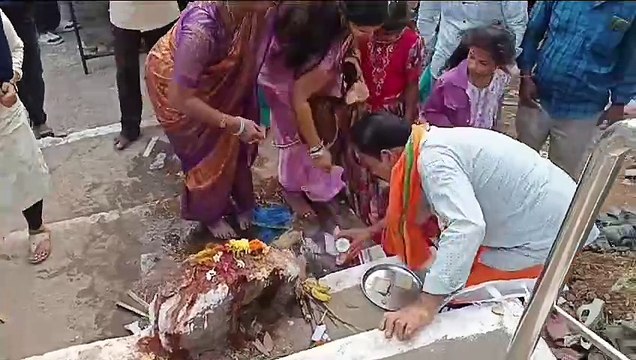 Ap_sklm_31_15_amadalavalasa_mugisina _sangamaya_jathara_av _3184128_ap 10140