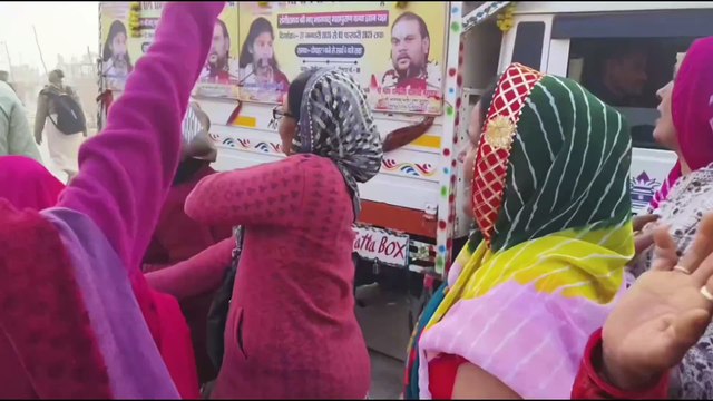 Mahakumbh mein Snan #Prayagraj #Uttar Pradesh