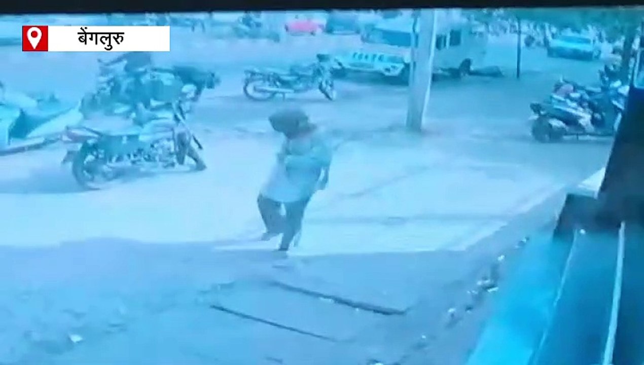 ATM में पैसे जमा करने जा रहे शख्स को बदमाशों ने गोली मारी, पैसे लूटकर हुए फरार