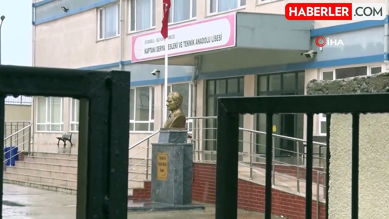 üyükçekmece'de öğretmenini bıçaklayan gencin ifadesi ortaya çıktı