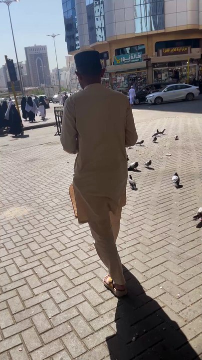 Makkah Kabootar chowk