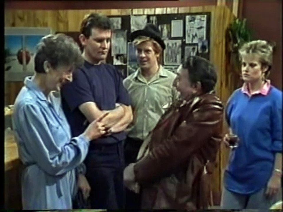 Neighbours deutsch - 295 - Im Hochzeitsfieber (11.07)